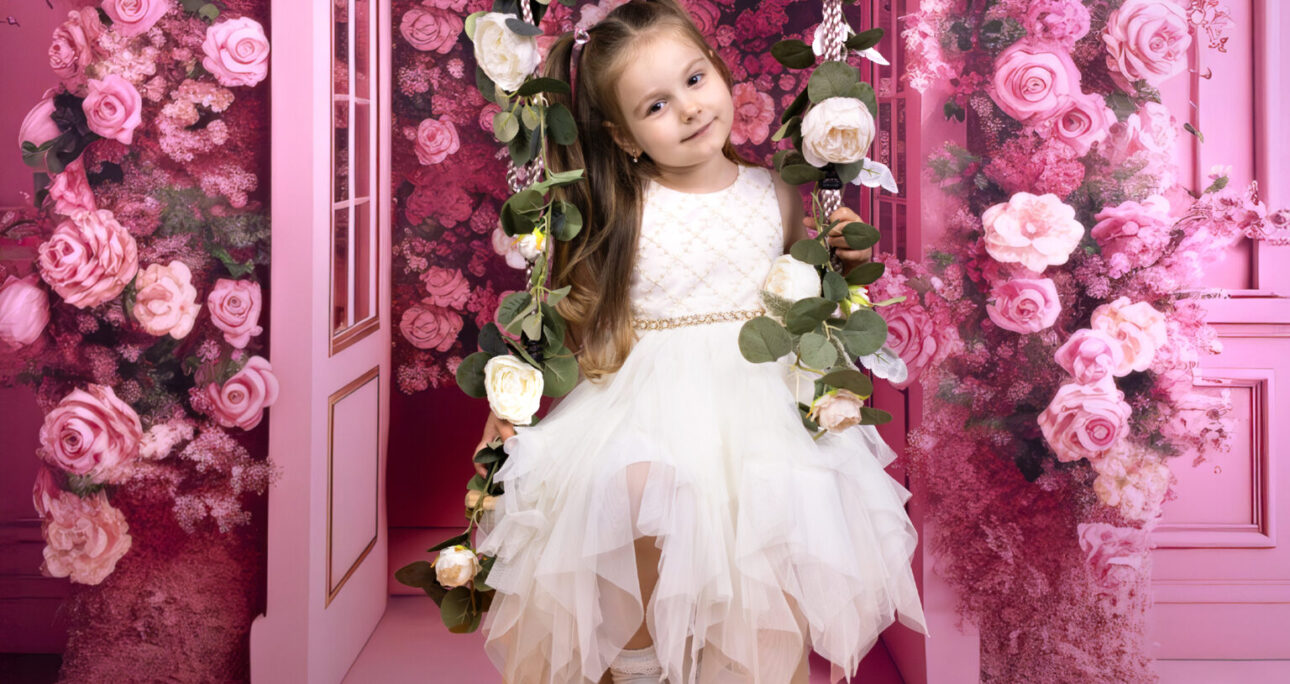 Emma’s Magical 4th Birthday Photoshoot: A Barbie Dreamland Experience