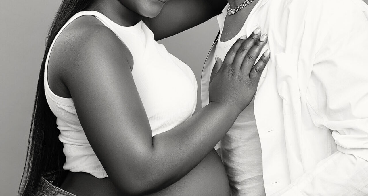 Elegant Maternity in Black and White