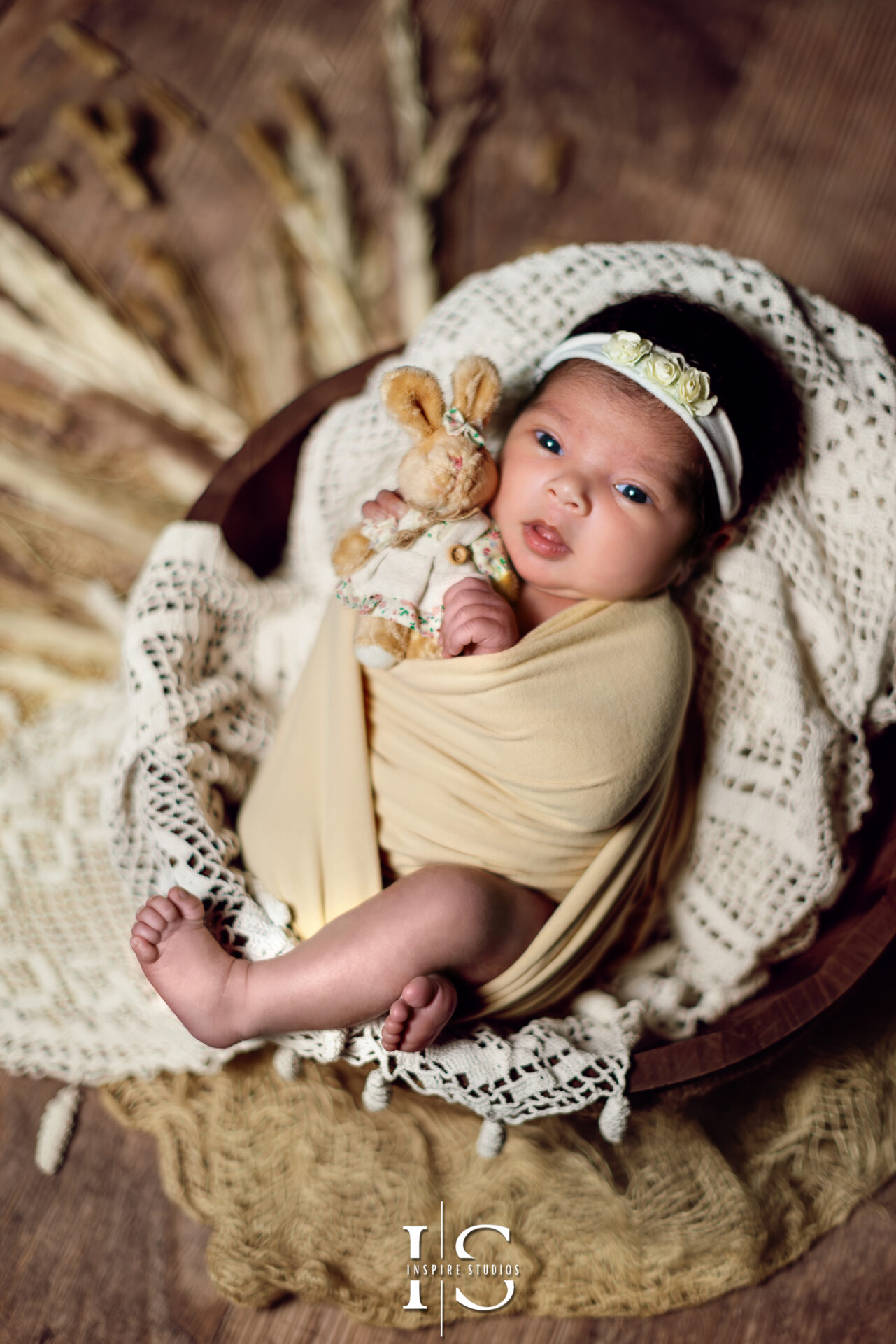 Newborn photo session-The girl in red.