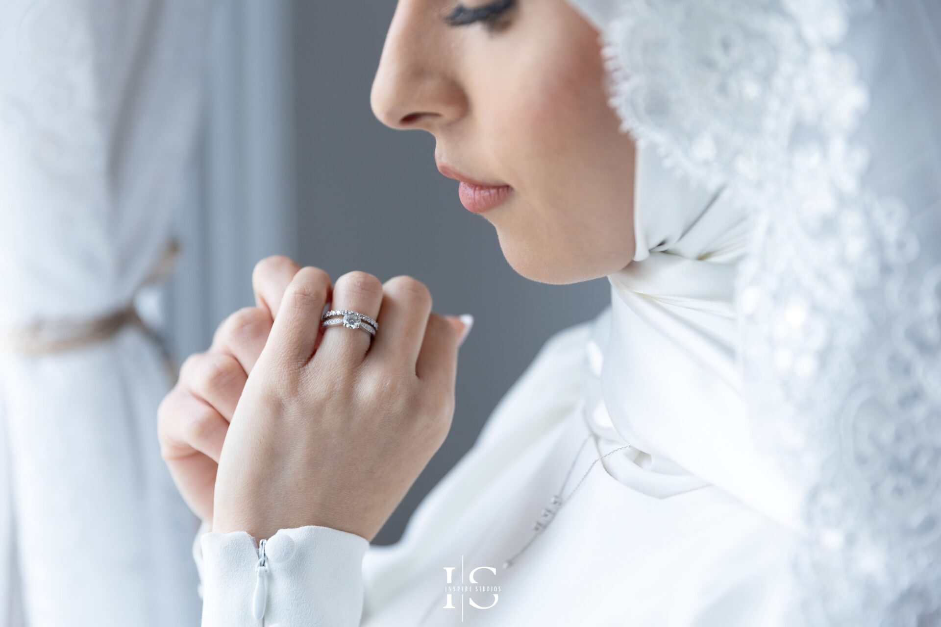 Female wedding photographer in London capturing a bride’s special moments.