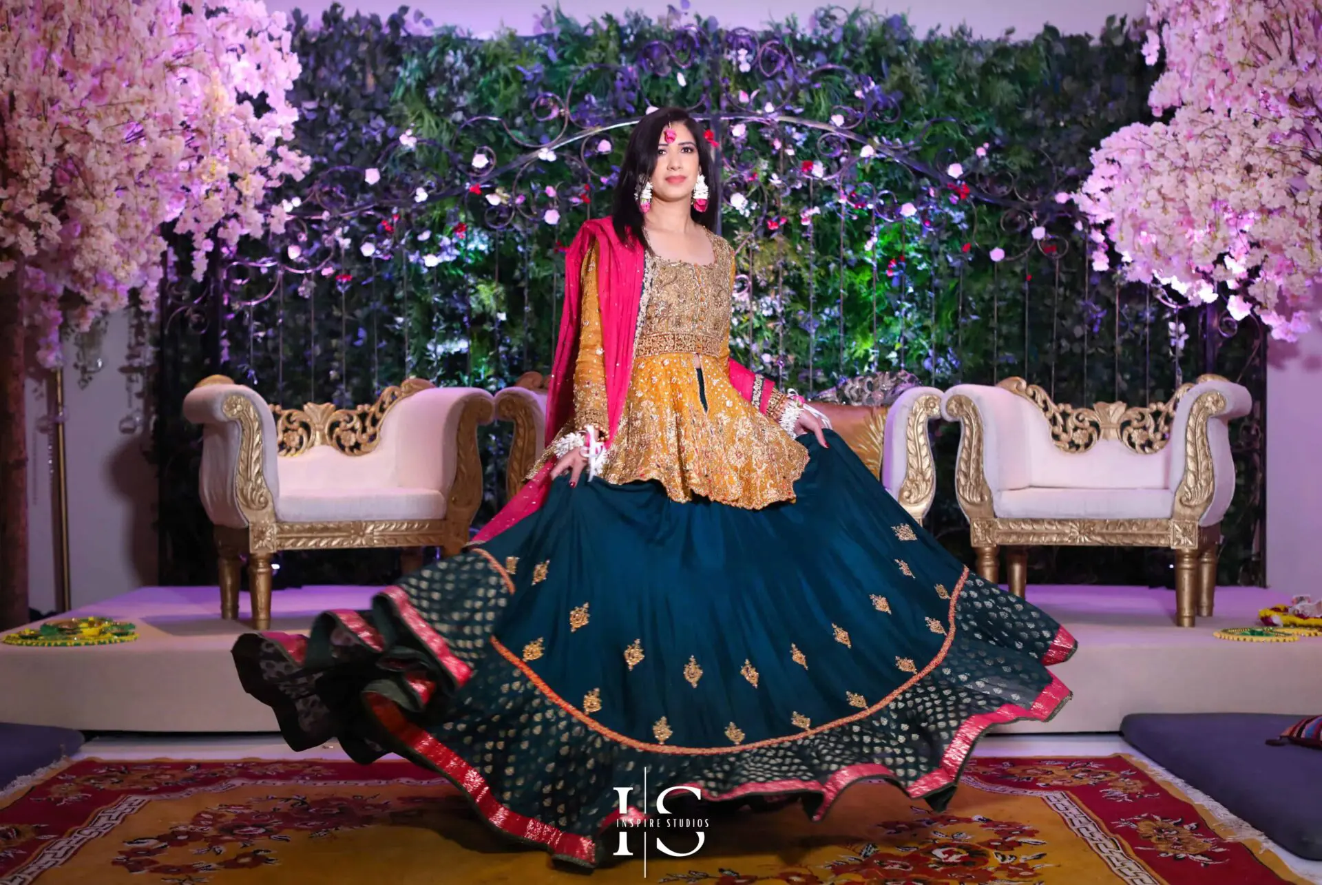 Dance is the soul of Mehndi Nights! When the fun starts, we capture the creative performances of the young girls from the family, brides sisters – cousins and friends – sometimes joined by the bride as well!