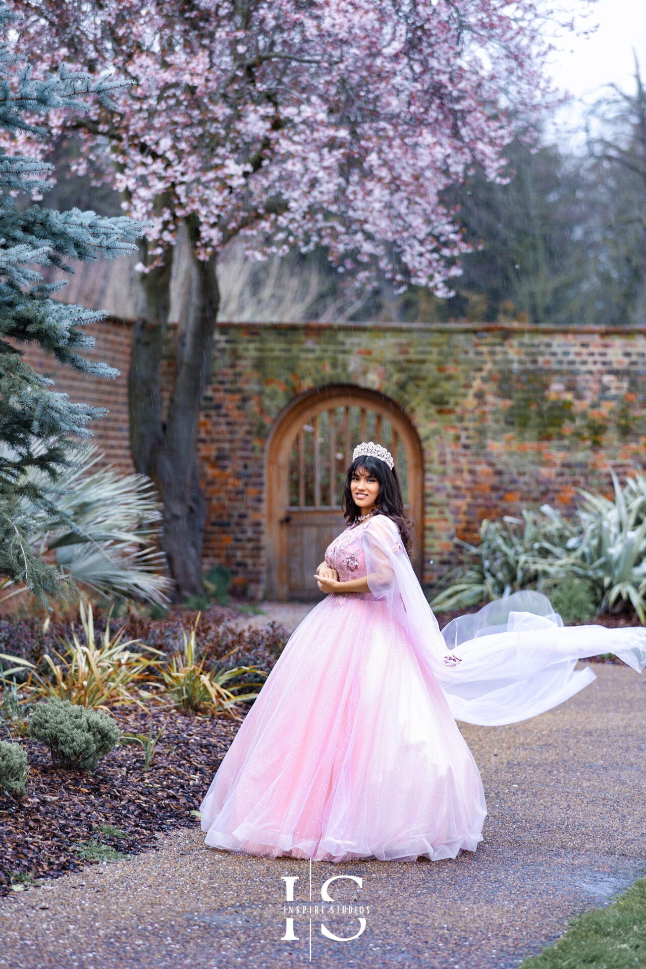 A fun and lively birthday photoshoot in Valentines Park, East London, with nature and beauty all around.