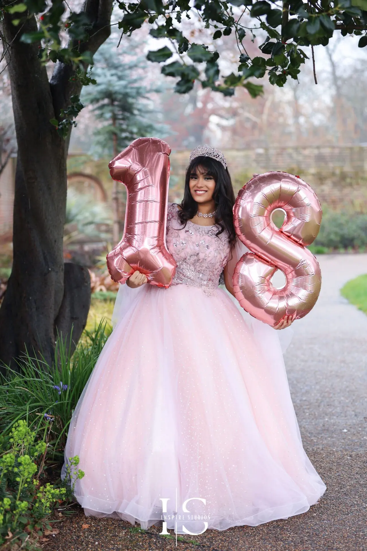 Outdoor Birthday Photoshoot London | Birthday Photographer