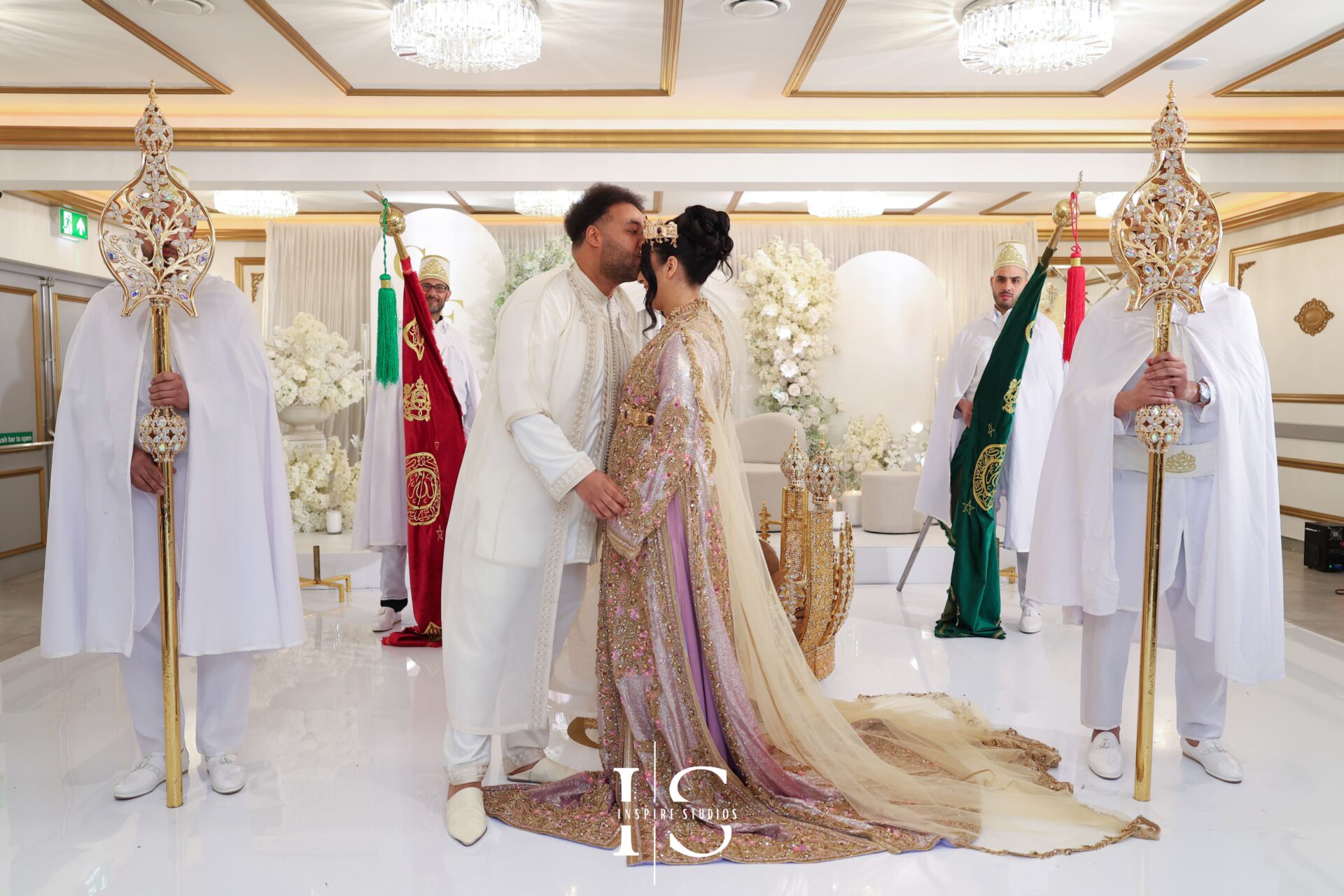 Bride and groom during Zaffa by female Moroccan wedding photographer