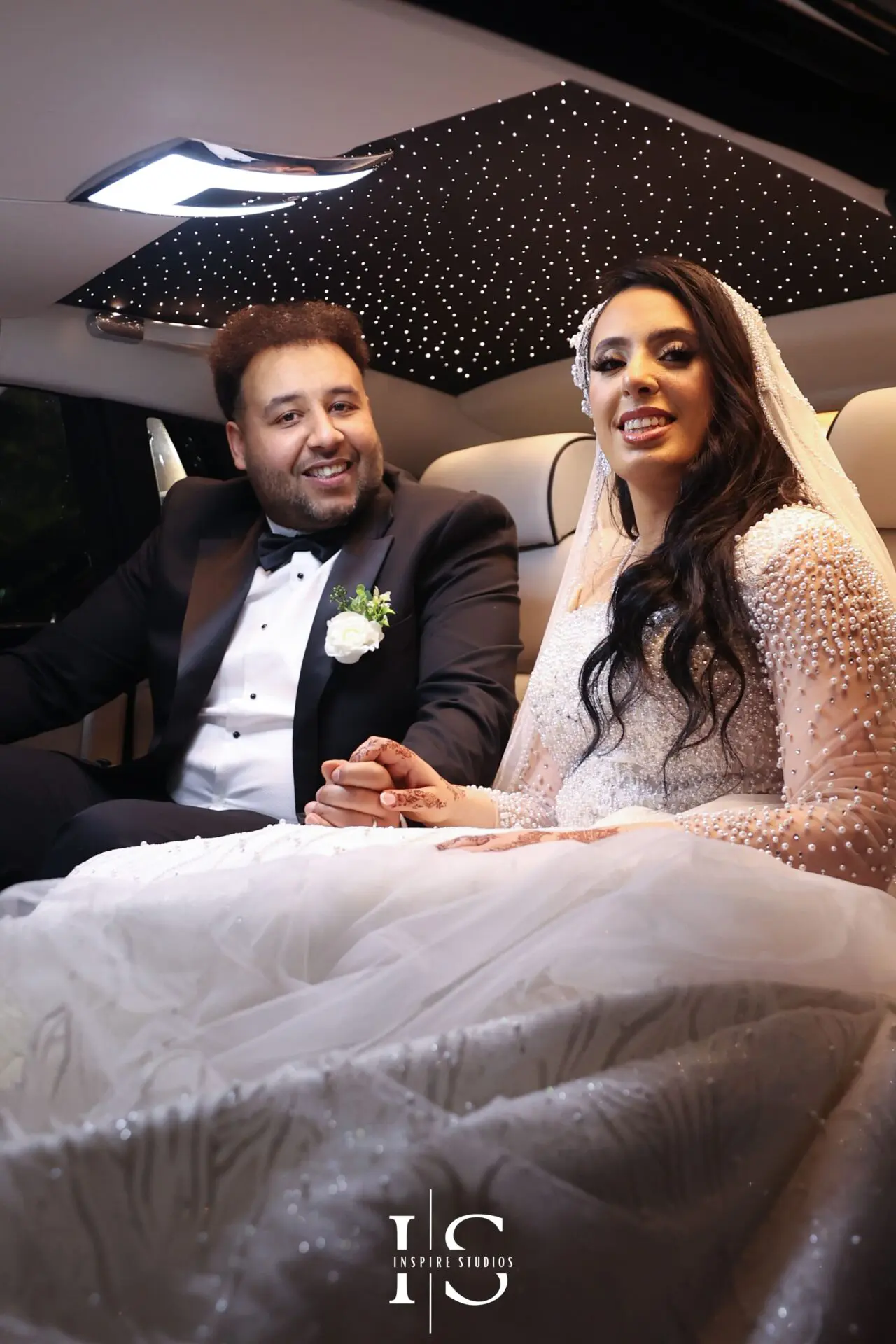 Moroccan wedding portrait session led by female photographer