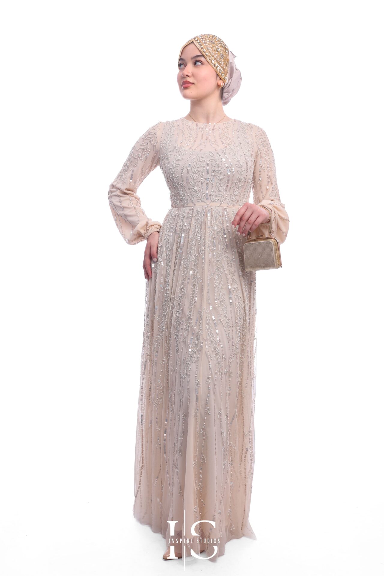 Ecommerce-optimized clothing images from London.