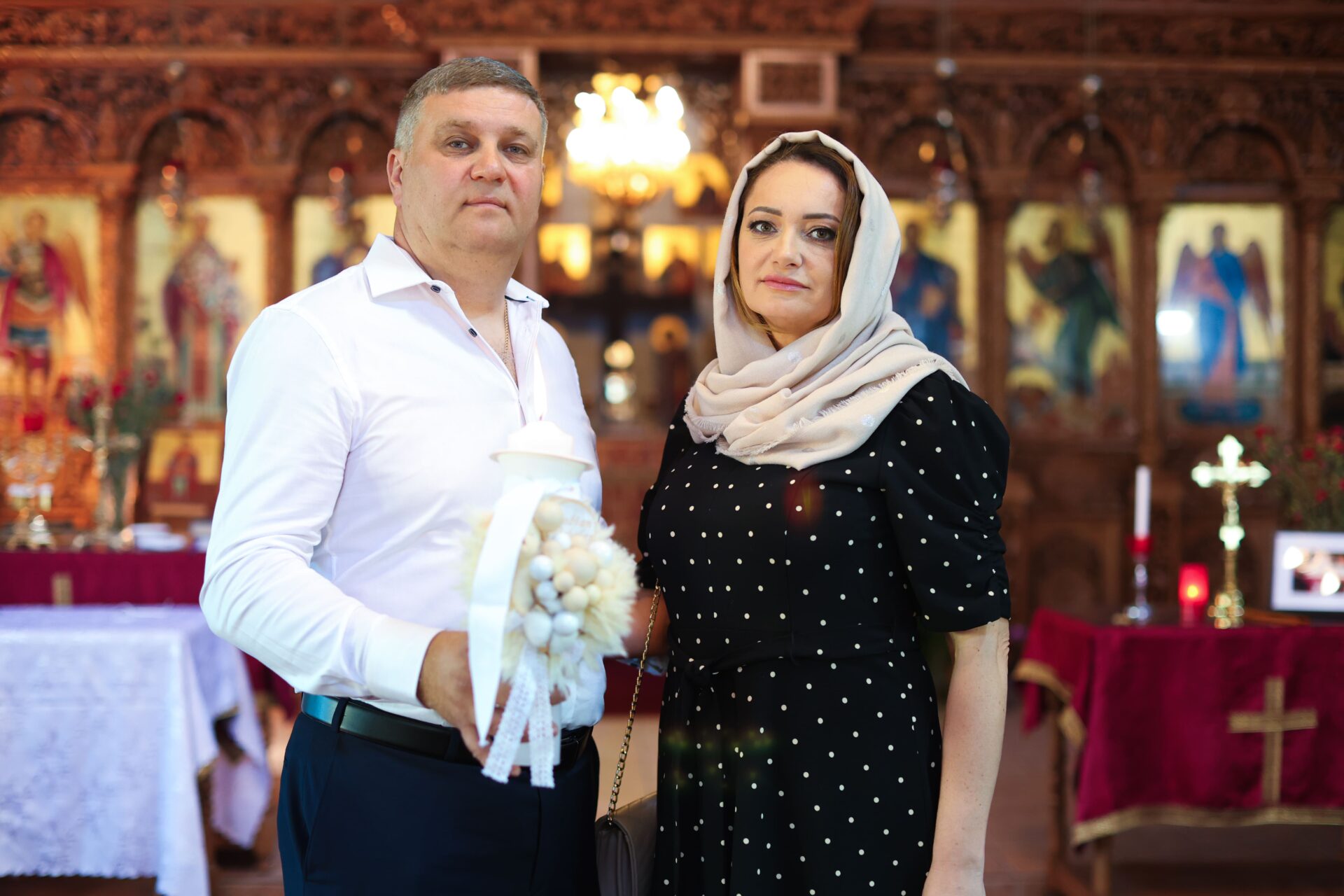 Candid moments captured by a Romanian christening photographer in London