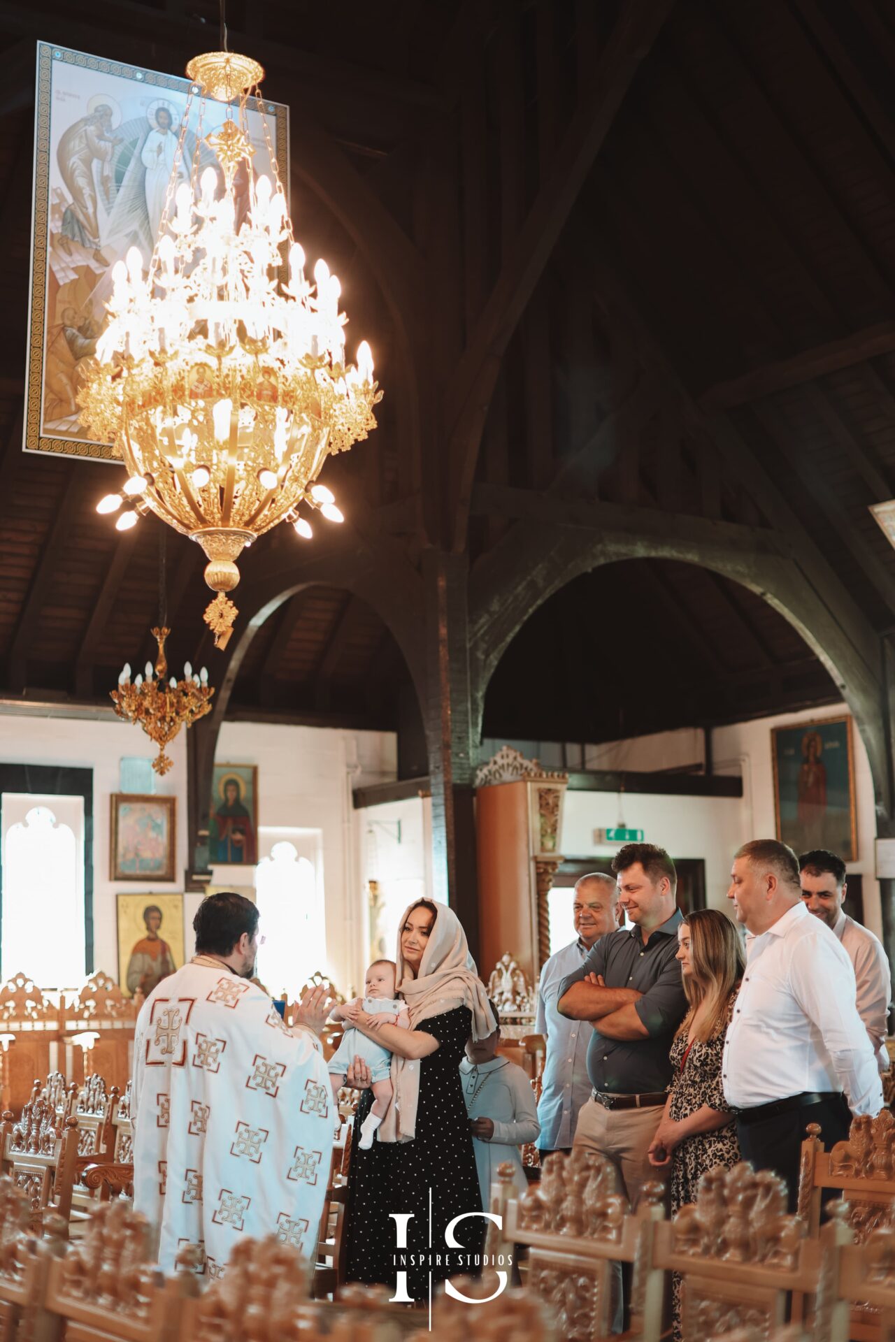 London christening photographed by Romanian professional