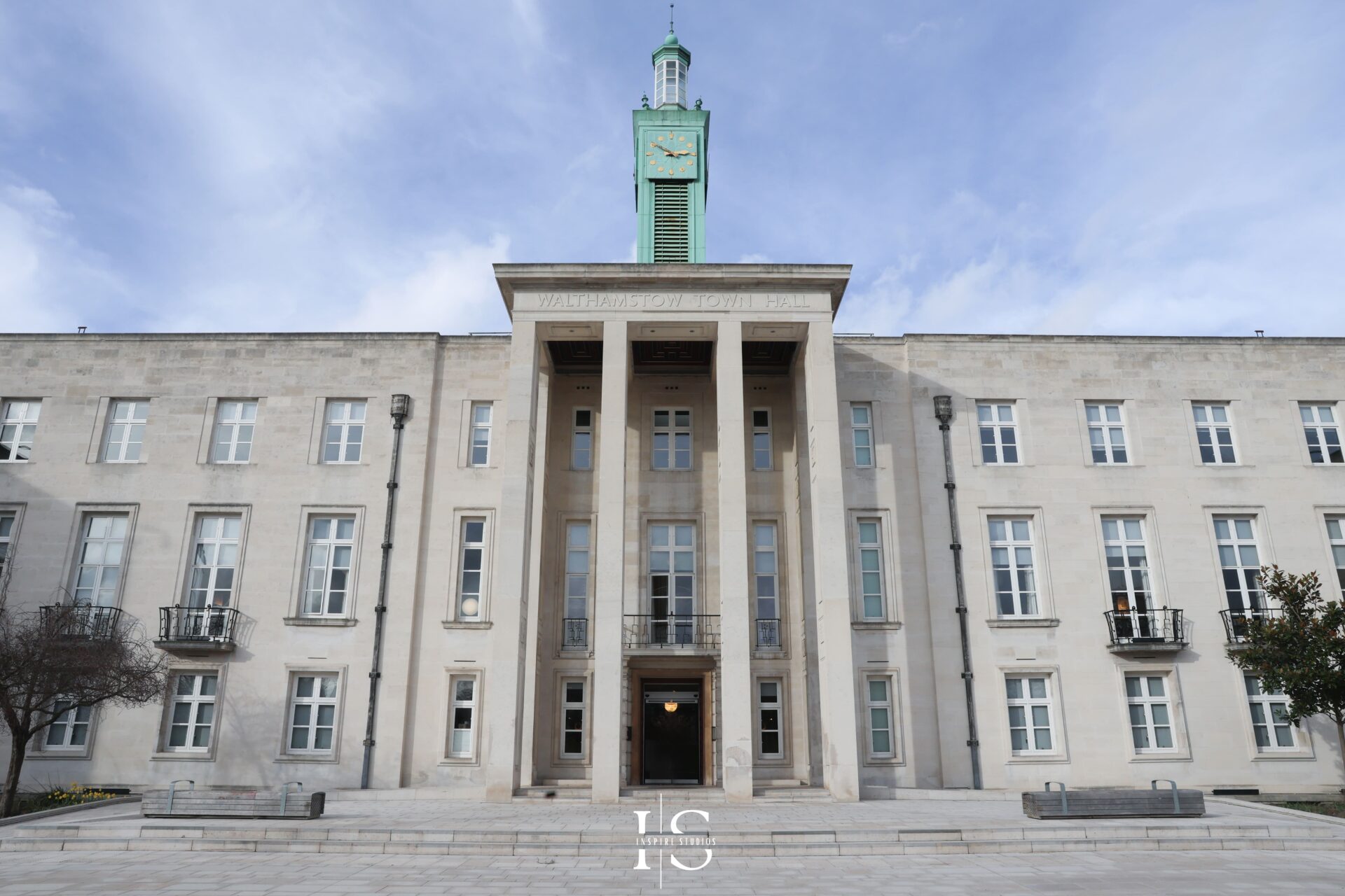Exterior of Walthamstow Town Hall in London, registry wedding venue