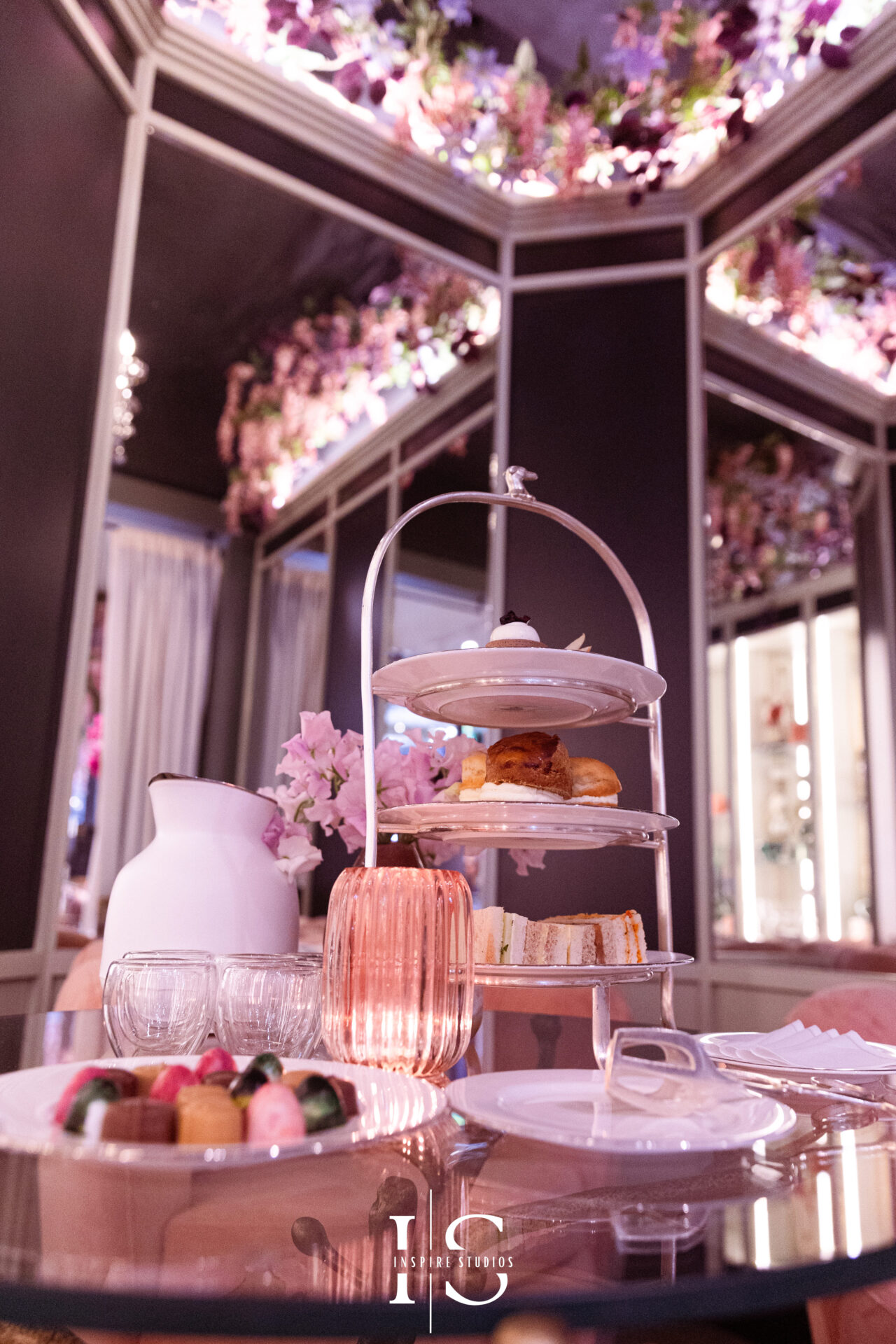 Beautiful birthday table setup with luxury florals at Neill Strain Floral Couture Mayfair.