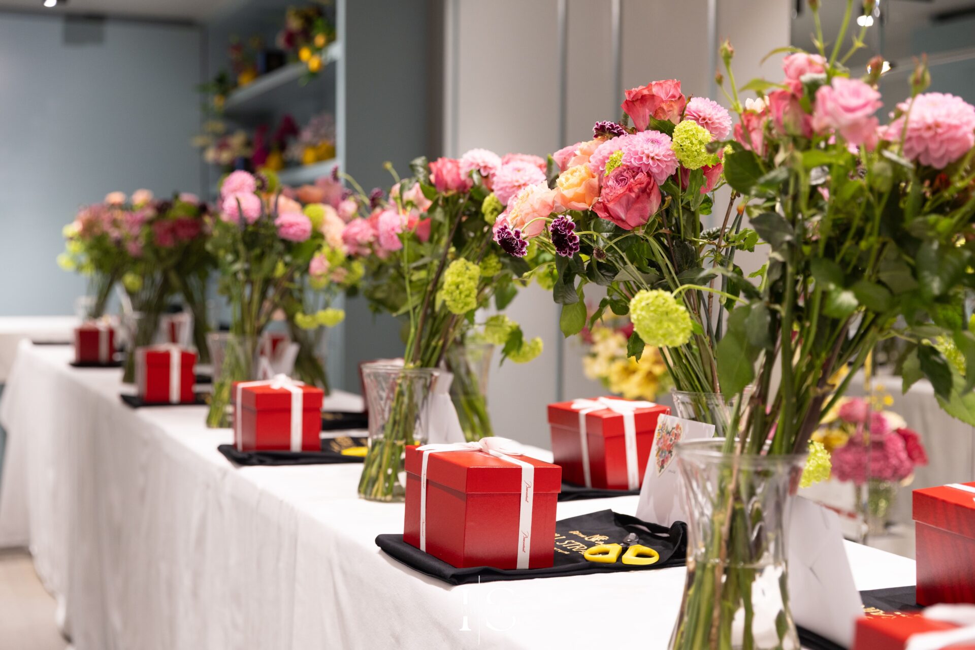 Floral masterclass décor at Neill Strain Mayfair Flower Boutique.