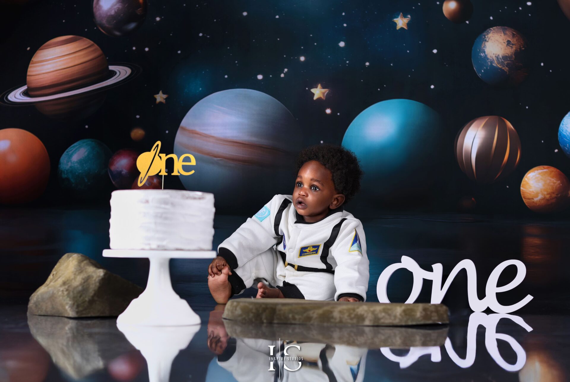 Astronaut themed children’s first birthday photoshoot in London studio