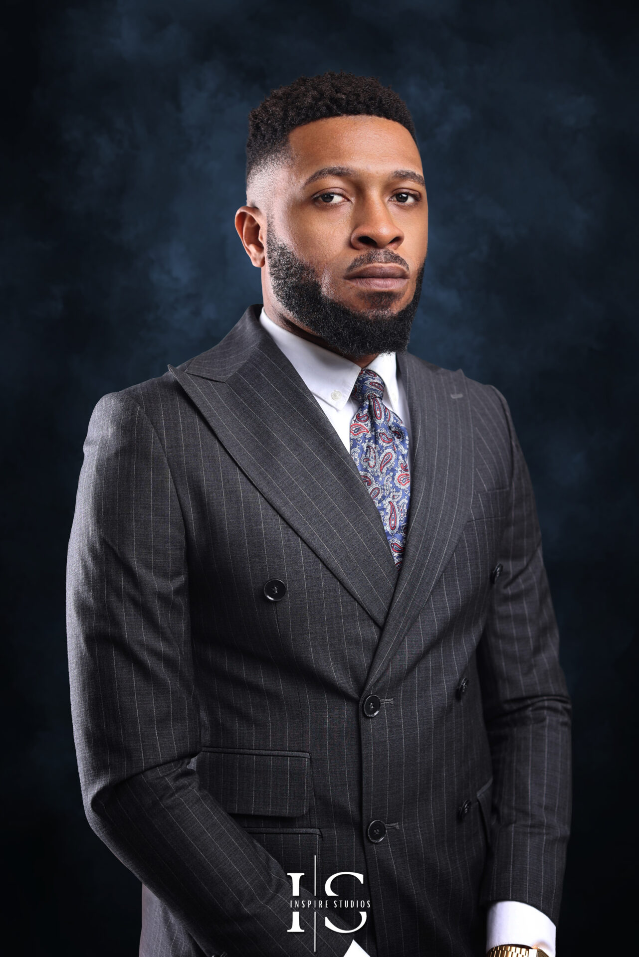 Corporate profile headshot for LinkedIn professional success