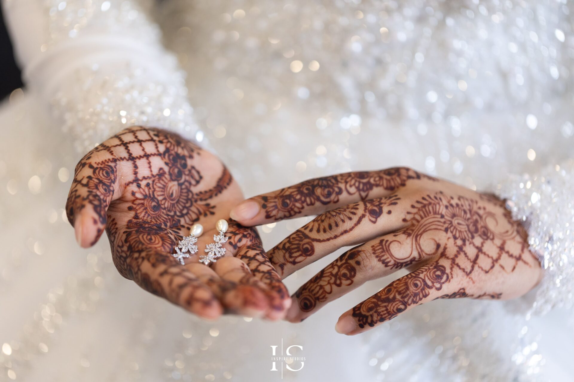 Bride preparation for Nikkah wedding in London – photographed by Inspire Studios