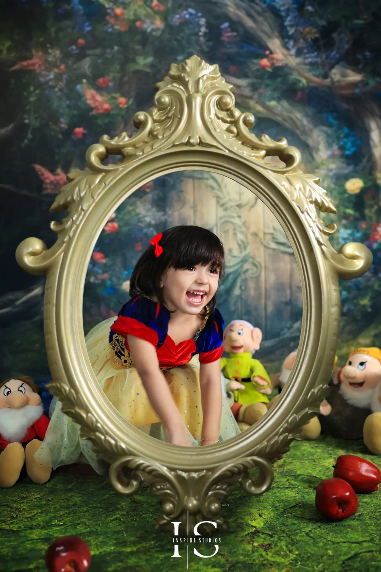 Snow White themed children’s fairytale photoshoot in a London studio with princess costume and enchanting props