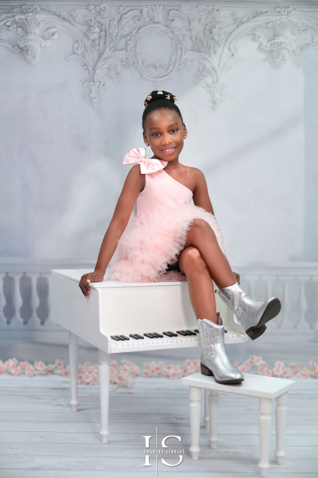 London studio children’s photoshoot with ballerina dress and classical ballet theme