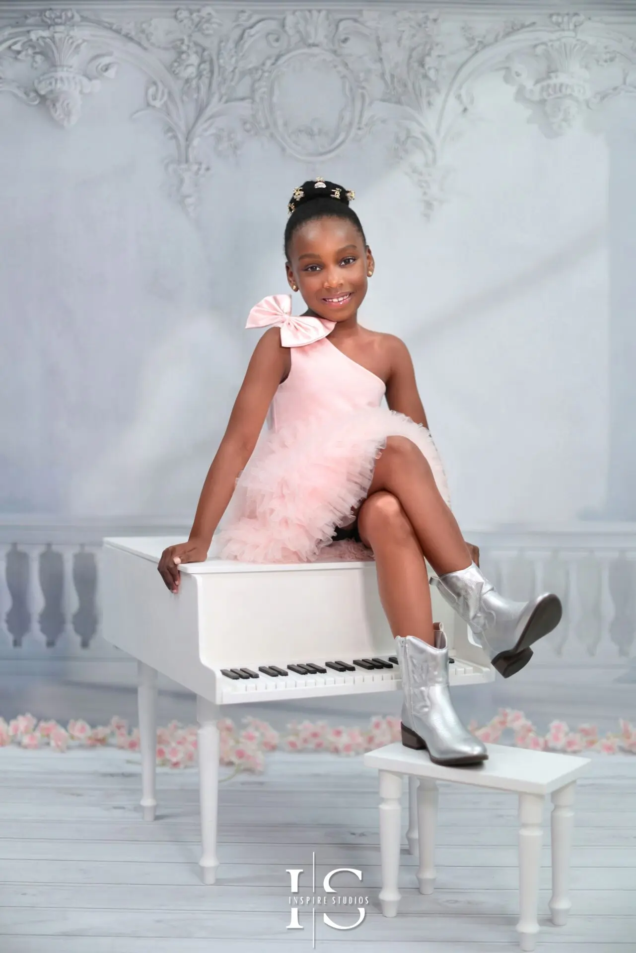 London studio children’s photoshoot with ballerina dress and classical ballet theme