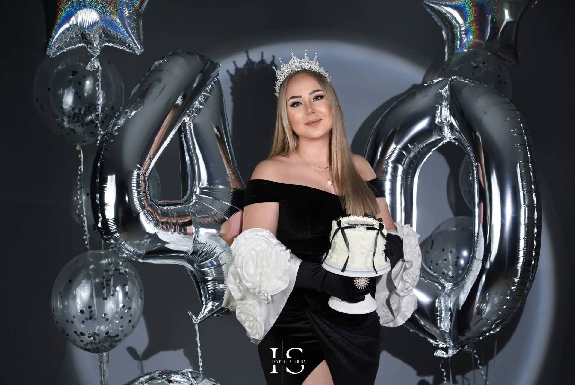 40th birthday photoshoot in London capturing elegant and confident portraits