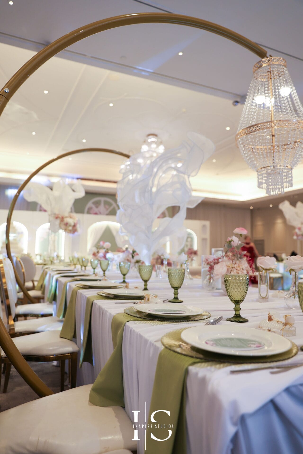 Luxury female wedding photographer at Marriott Hotel Grosvenor capturing elegant bridal portraits and refined wedding details.