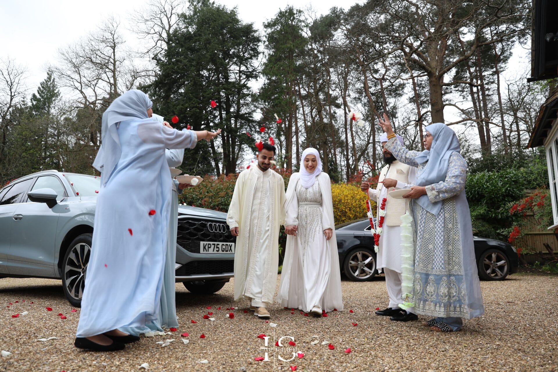 female photographer capturing Nikkah wedding in London ceremony