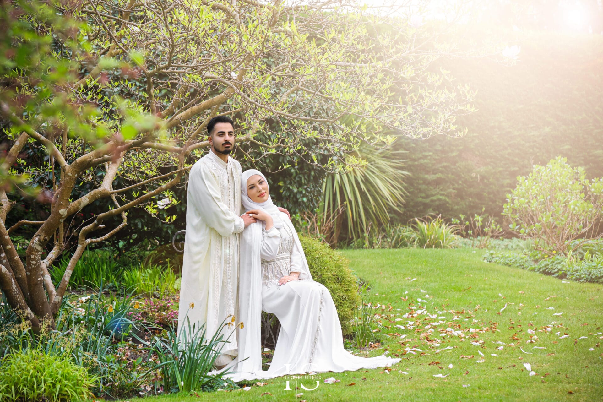 Nikkah ceremony at London mosque captured by female photographer