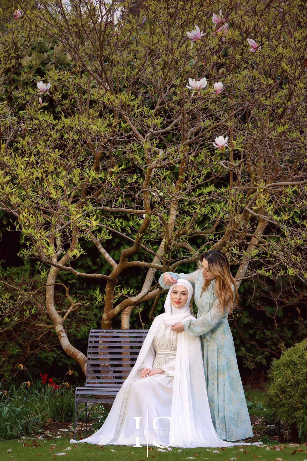 Nikkah moments captured in Regents Park London by female photographer Inspire Studios