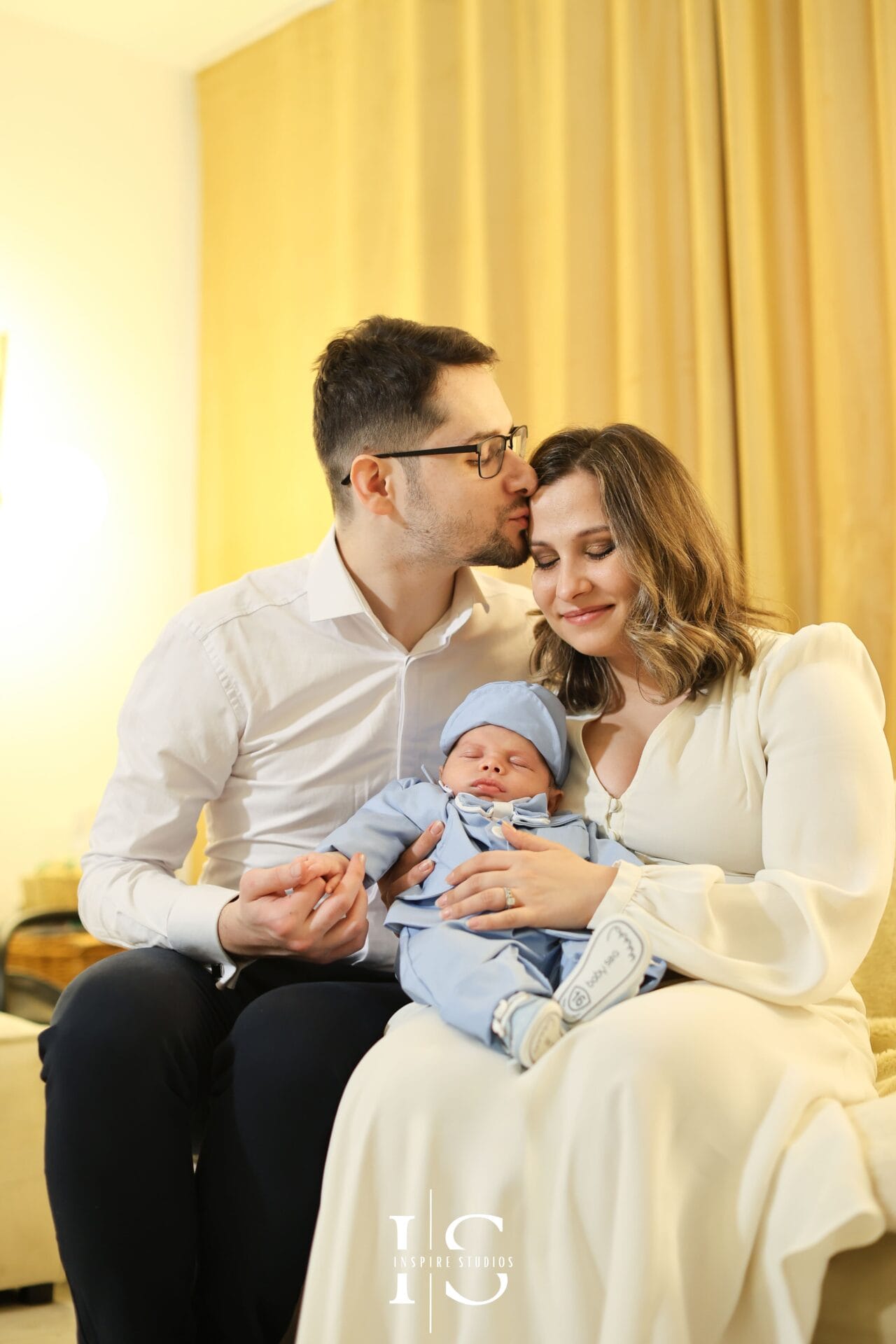 Amintiri de botez în Londra pentru familii românești