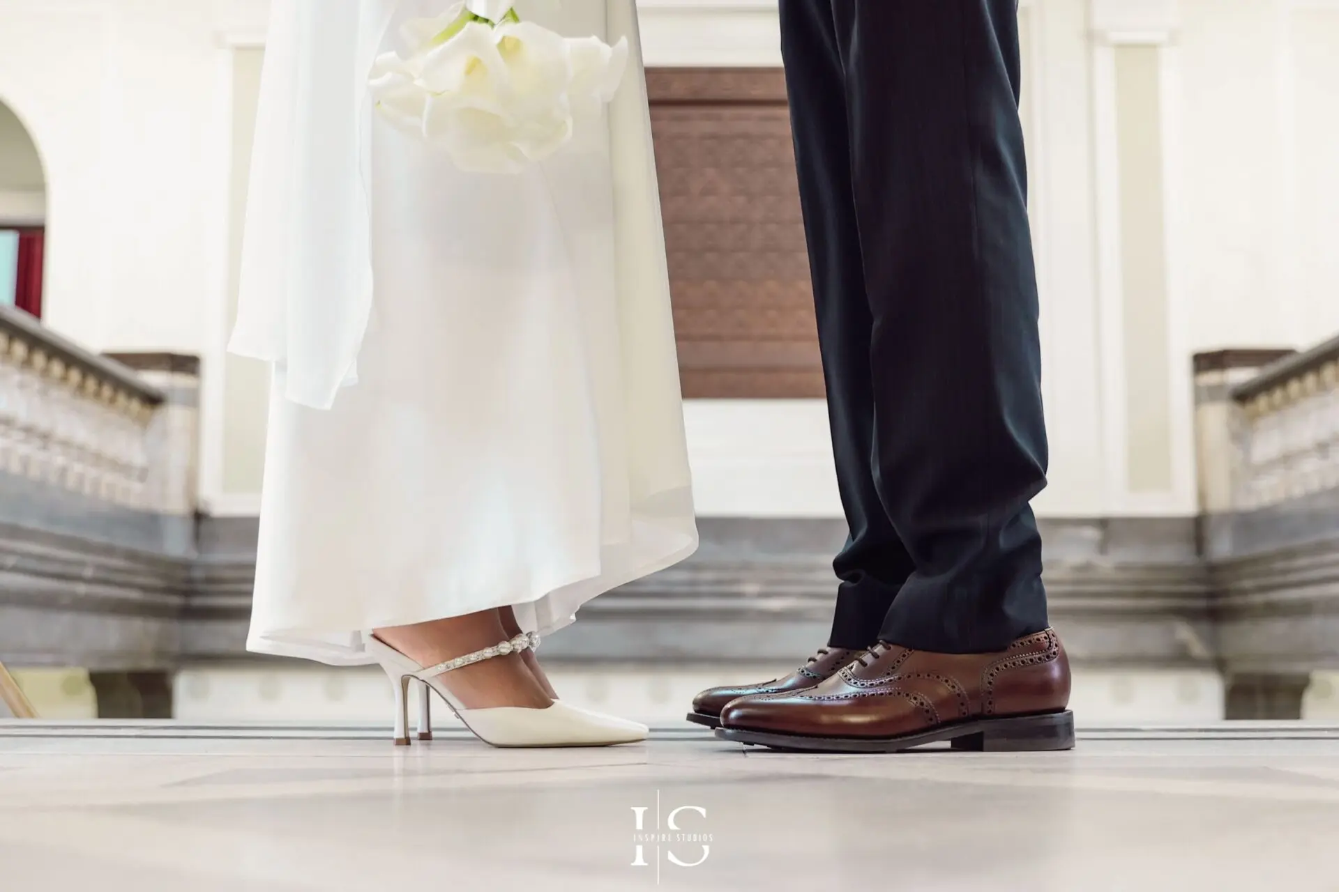 Wedding story at Islington Town Hall London captured by female photographer