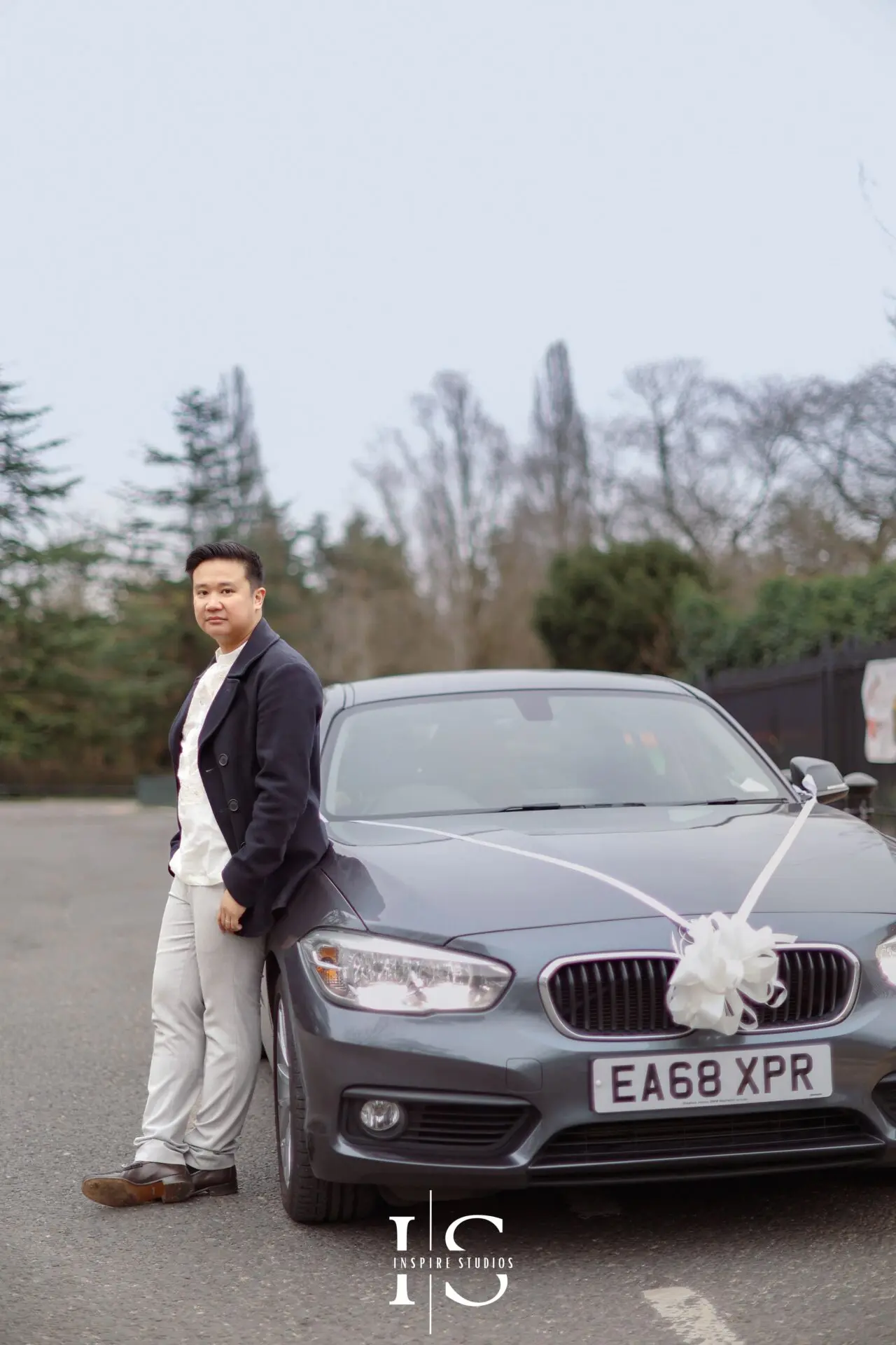 Natural portrait of a Filipino newlywed couple during their civil wedding photography at Danson House in Bexley.