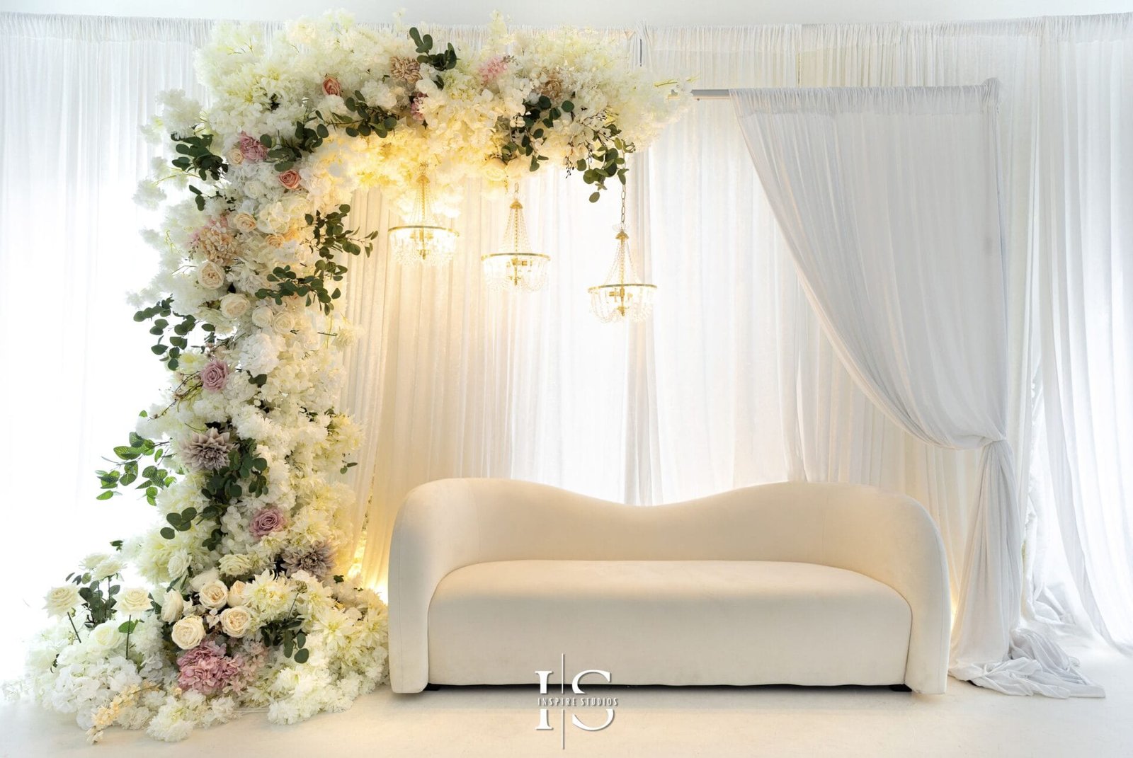 Arab wedding photography at Hillingdon House wedding venue in West London