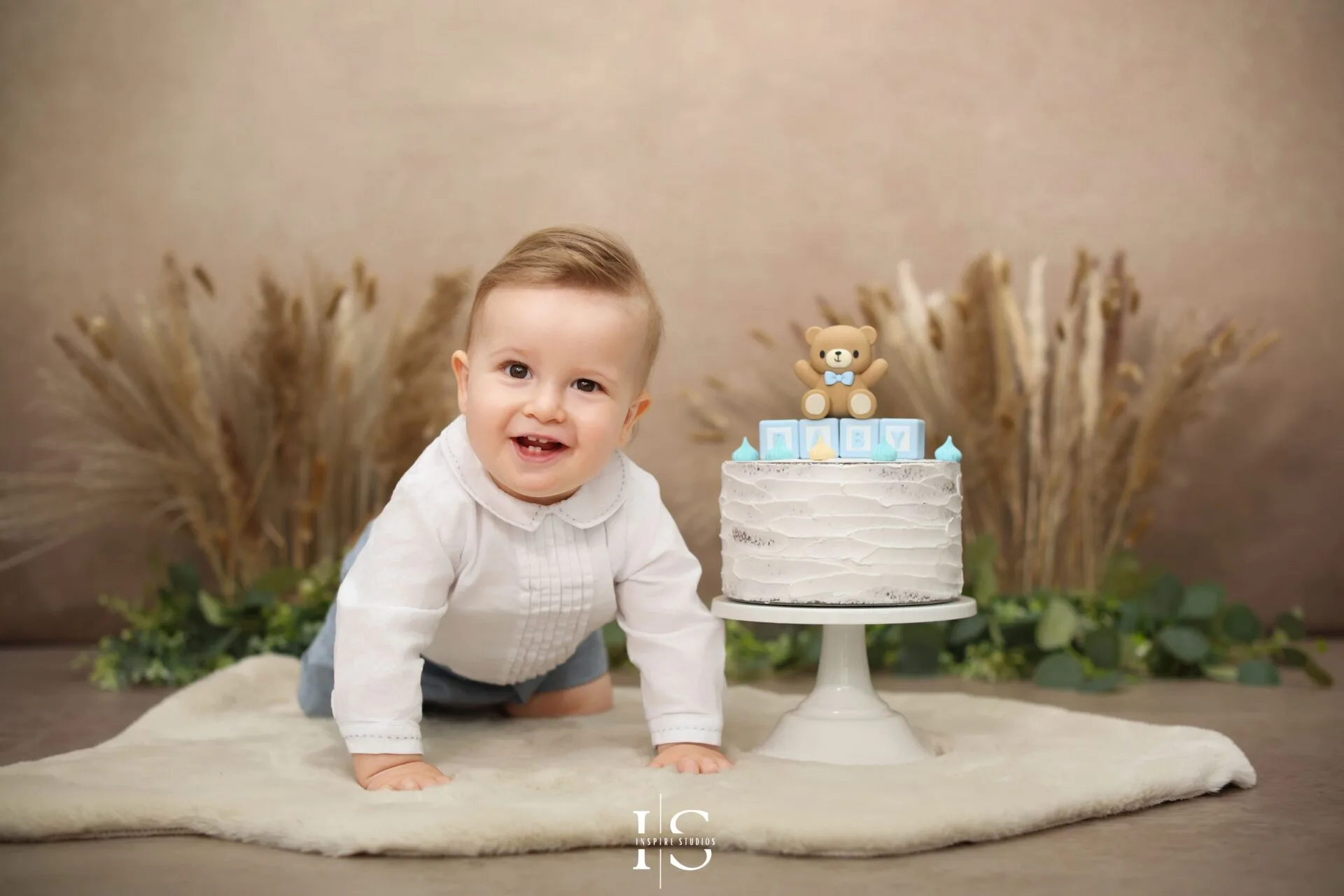 First birthday boho themed photoshoot in London at Inspire Studios